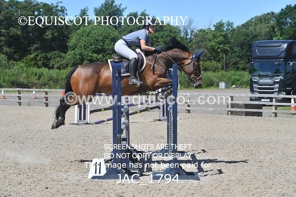 JAC_1794 - CLASS 5  Senior Newcomers/ 1.10m Open