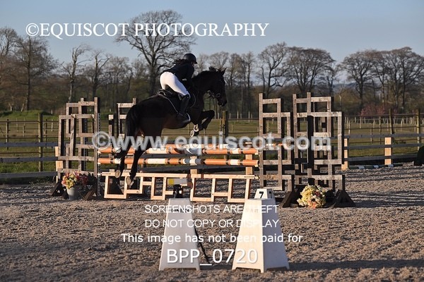 BPP_0720 - CLASS  6 Senior Discovery/ 1m Open