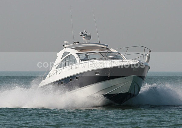 111002 TOMKAT IMG_3674 - Motorboats - Hardtop