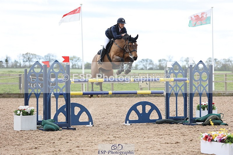 240419A-124923-07461 - Cls 6, 2 Star Medium Tour 1.35m