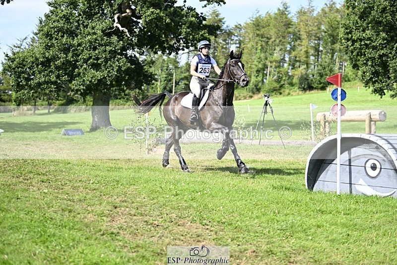 240803-161639-09898 - 263-Torie_Sleep-DUTCH-MAN