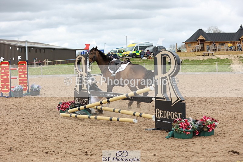 240419A-125425-07520 - Cls 6, 2 Star Medium Tour 1.35m