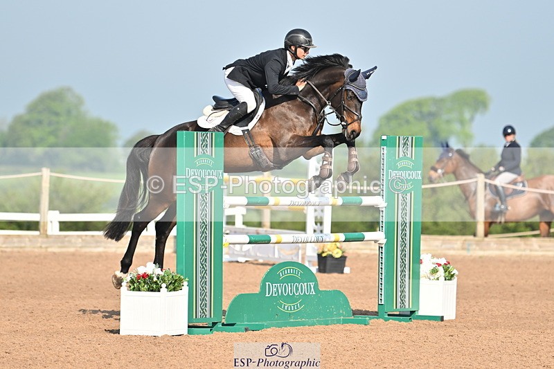 240512A-090600-16596 - Cls 47 Snr 1.20m Open