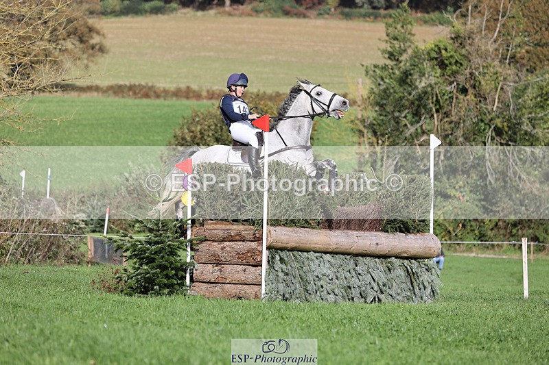 241025-123148-08077 - 143-Courtney.Romcke-KILBALLYBOY.SURPRISE