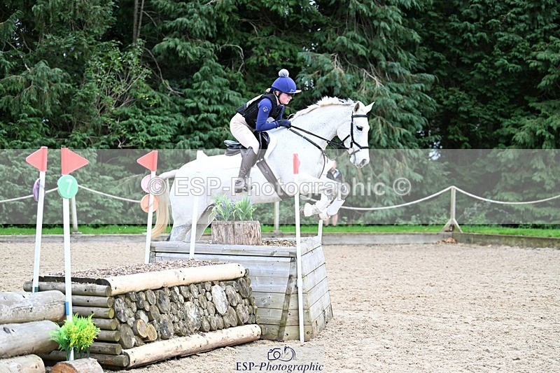 241117-135007-04299 - Cls 3 90-95cm 13.00 to 14.00