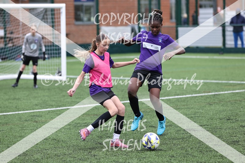 1DX32414 - Sat 6th U12 Girls