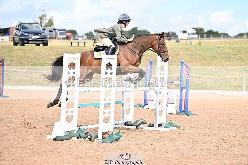 250827B-135639-00654 - Cls 4 Snr Newcomers 1.10m