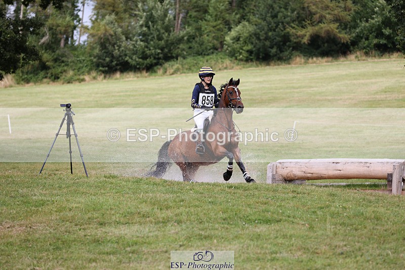 240825X-144703-35097 - 80cm XC 14.30 to 15.30