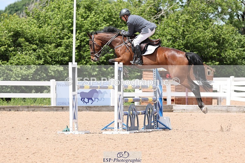 250528-131517-00935 - Cls 4 Newcomers and 1.10m Open