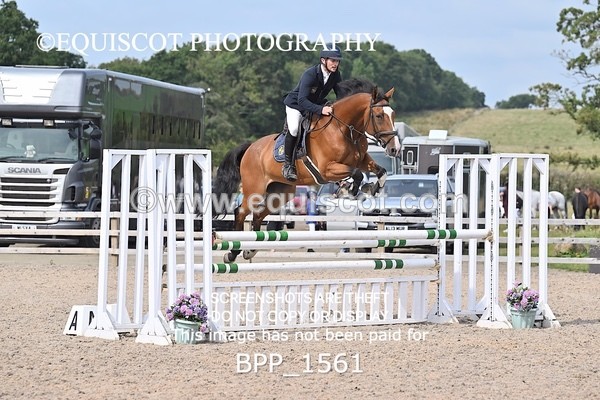 BPP_1561 - CLASS 8 Senior Newcomers/ 1.10m Open