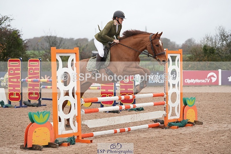251109-085439-03109 - Cls 15 British Novice and 90cm Open