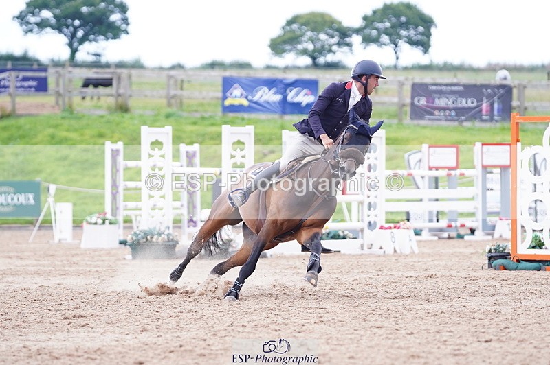 240802A-170610-05802 - Cls 19 National 1.30m Open