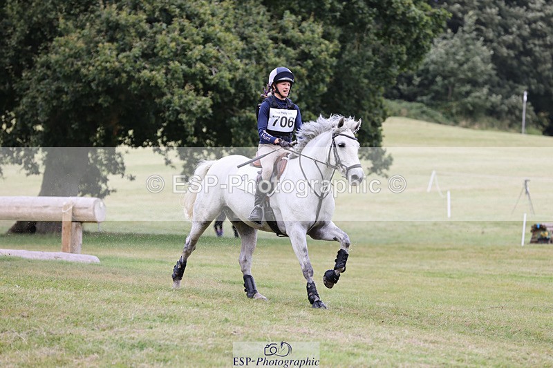 240825X-142004-34630 - 80cm XC 14.30 to 15.30