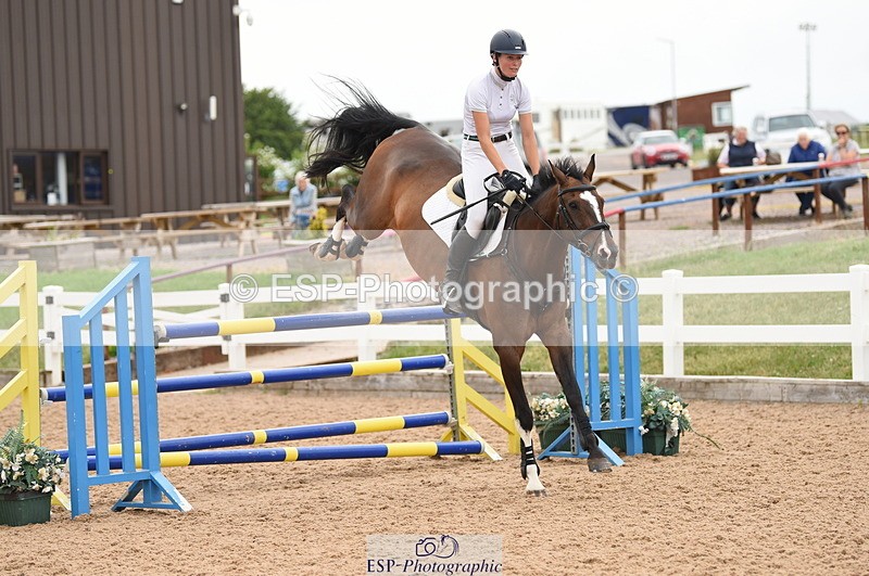 230628A-151754-00886 - Cls 5 Foxhunter & 1.20m Open