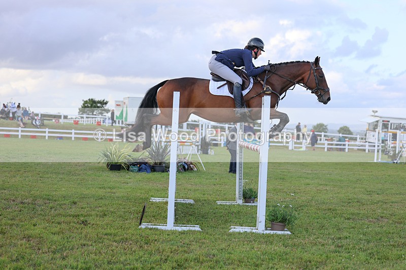 3E7A4817 - Class C1: Showjumping Senior Newcomers/1.10m open