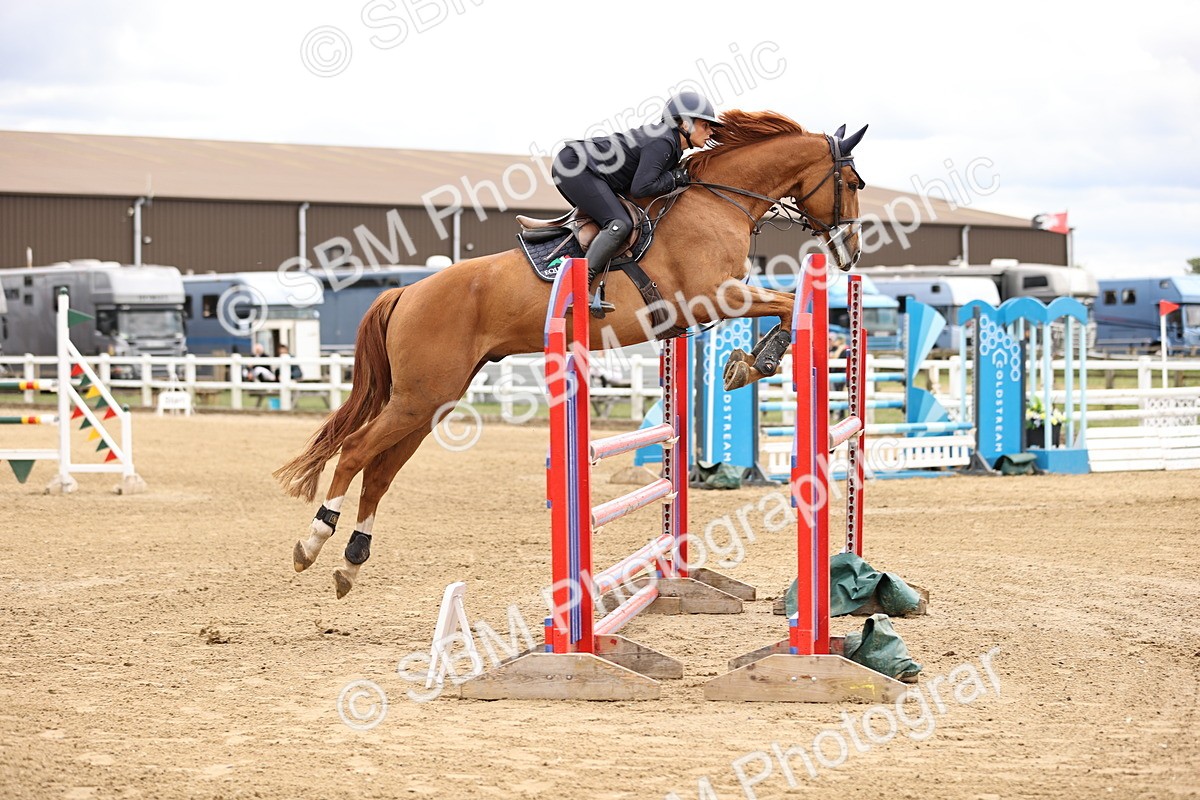 SBM_002929 - Class 11 - Senior Newcomers - 1.10m