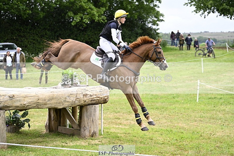 250524A-101253-08472 - A-053-Gemma.Watts-RUBIN.MOON.SB