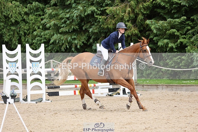 240711-124343-27258 - Cls 122 1.10m Amateur Quali