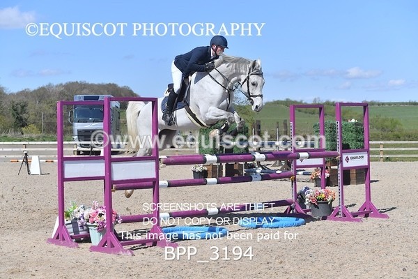 BPP_3194 - CLASS 14  Senior Newcomers/ 1.10m Open