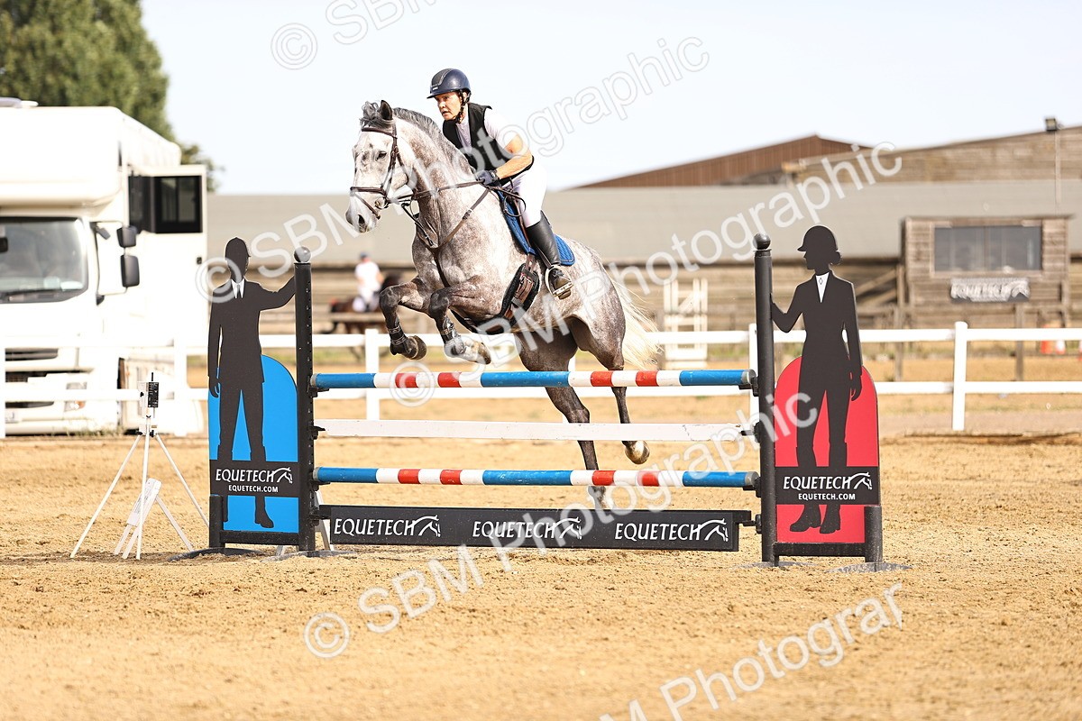 SBM_001687 - Class 6 - Senior Newcomers 1.10m