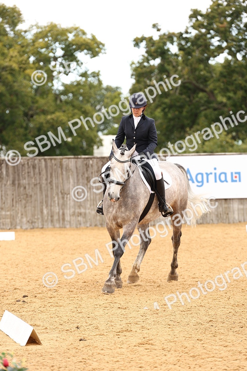 SBM_03591 - D1 - Small Tour Championship Intro 1