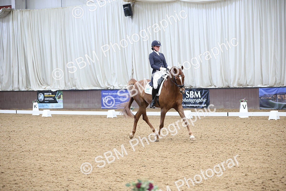 SBM_004349 - Class 9 - FEI Inter 1 Gold - 15.55-16.43