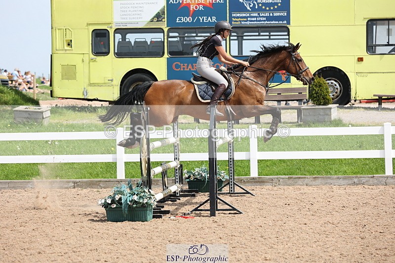 240510A-142138-07604 - Cls 17 1.05m National Am Quali