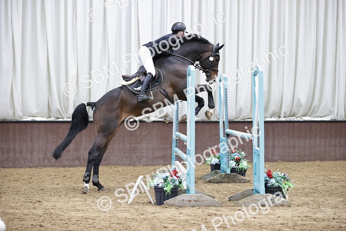 SBM_001519 - Class 4 - Senior Newcomers/ 1.10m Open
