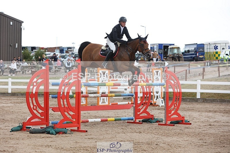 250717-134847-05596 - Cls 1, 3 Star Small Tour Start to Break