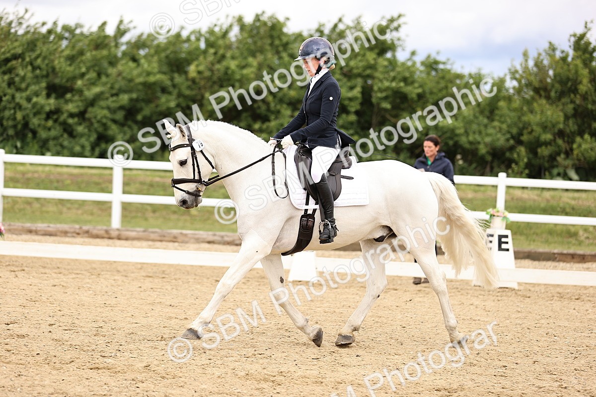 SBM_002862 - Class 2 - Novice 4 - 12.00-13.10