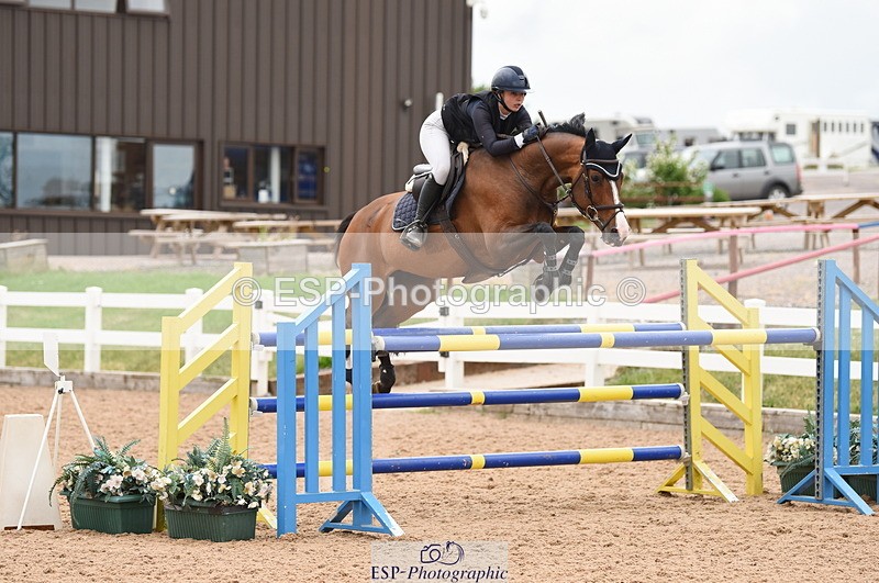 230628A-150642-00833 - Cls 5 Foxhunter & 1.20m Open