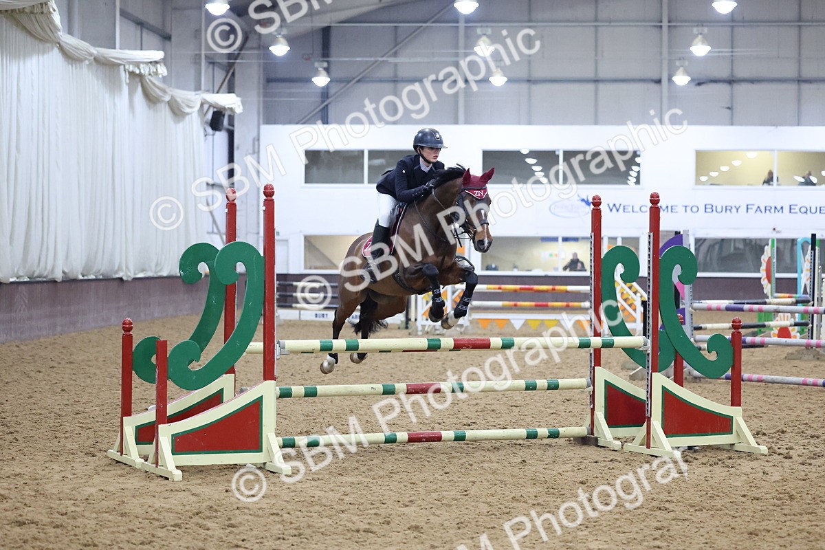 SBM_003477 - Class 11 - Blue Chip Pony Newcomers - 1.00m Open