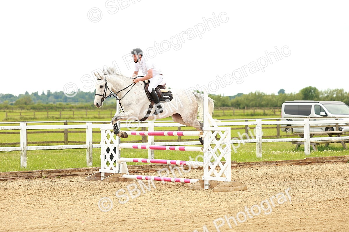 SBM_002078 - Class 4 - Senior Newcomers - 1.10m