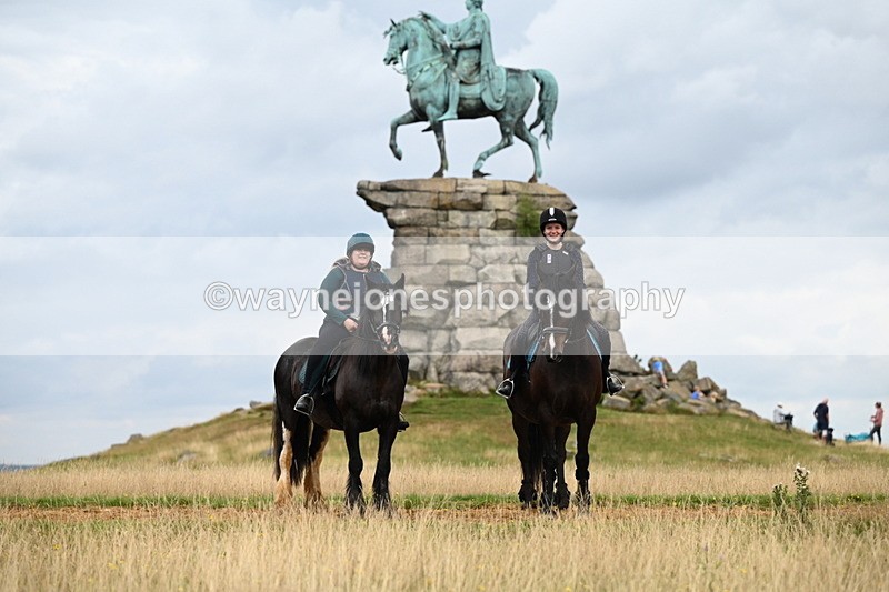 DSC_5135 - Time at Statue 11:10 to 11:42