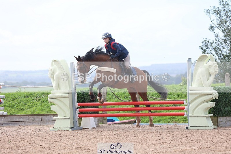 250911-142316-02420 - Cls 5 Chard Snr 90cm Speed Derby