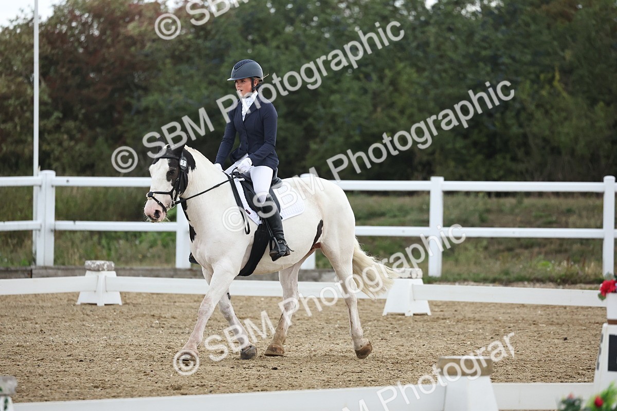 SBM_004226 - Class 8 - Novice 3 Champs
