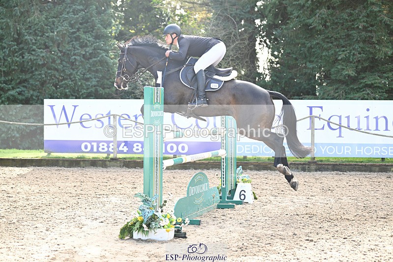 241025-124531-07729 - 226-Matteo.Gallucci-CASTLERICHMOND.WILLIAM