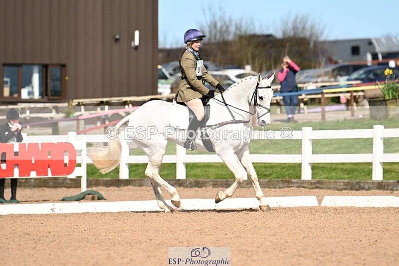 240324A-135131-03765 - Novice 27, 12.30 to 13.50