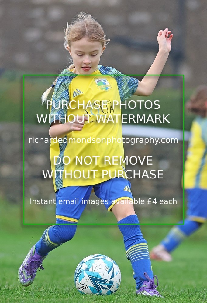 533A4723 - Wattsfield under 7s vs Kendal Utd Ladies & Girls U8 (22/11/25)
