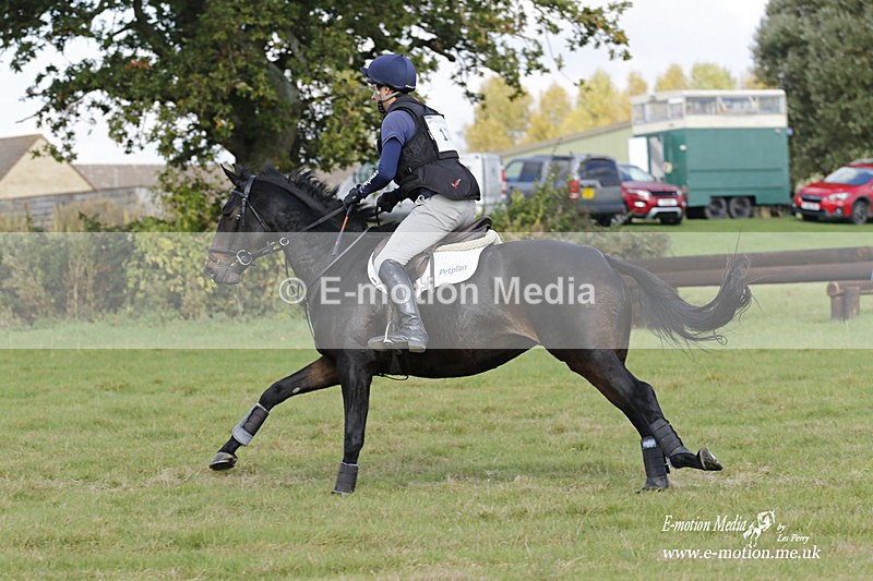  WWHT 171021 3178 - Intermediate (0.90m)  17/10/21