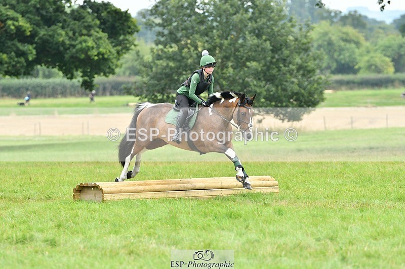 230817-131040-00823 - Theo's 1st Group - XC