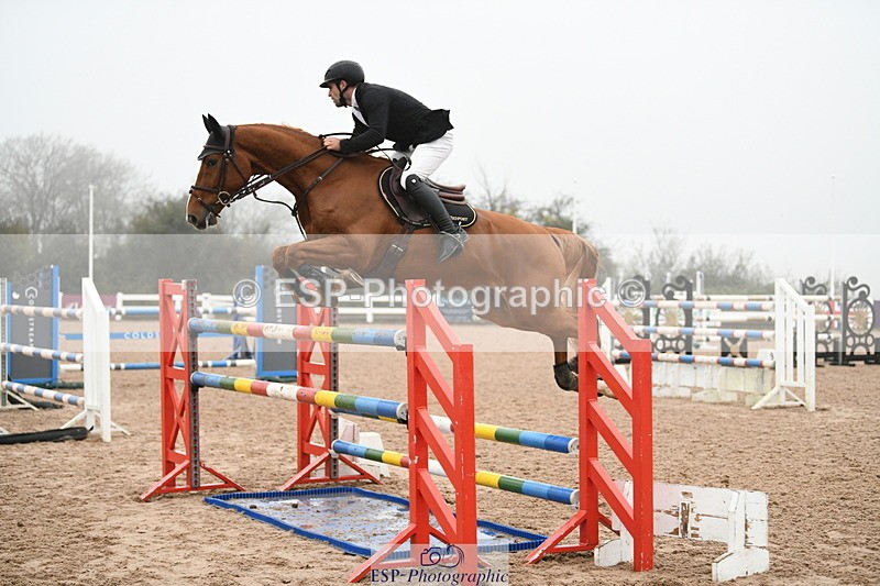 241103A-135732-08355 - SUN Cls 22 Blue Chip Performance Jump Off