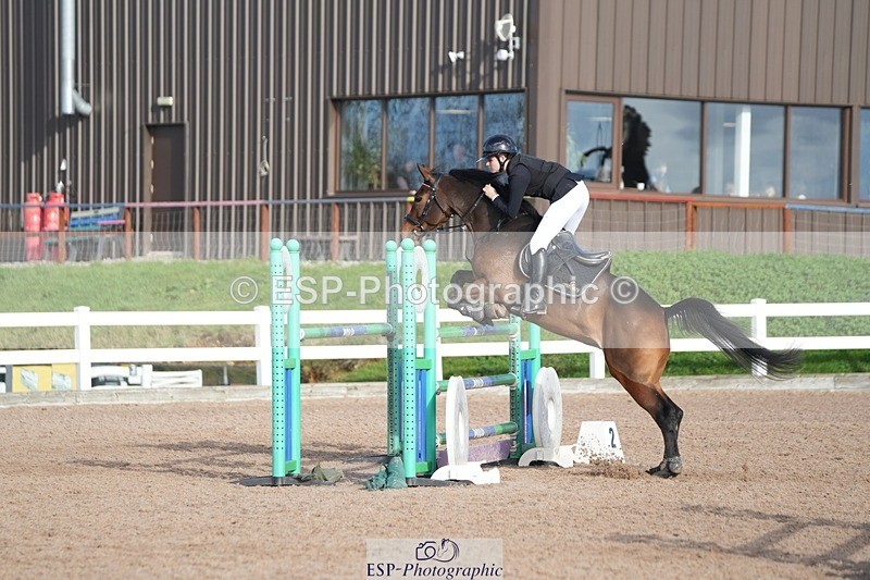 251108-125957-02619 - Cls 13 Foxhunter and 1.20m Open