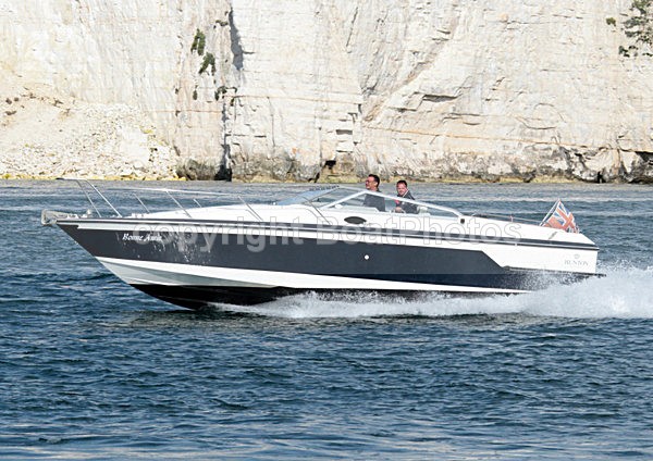 110829 BONNE AMIE IMG_2119 - Motorboats - Open