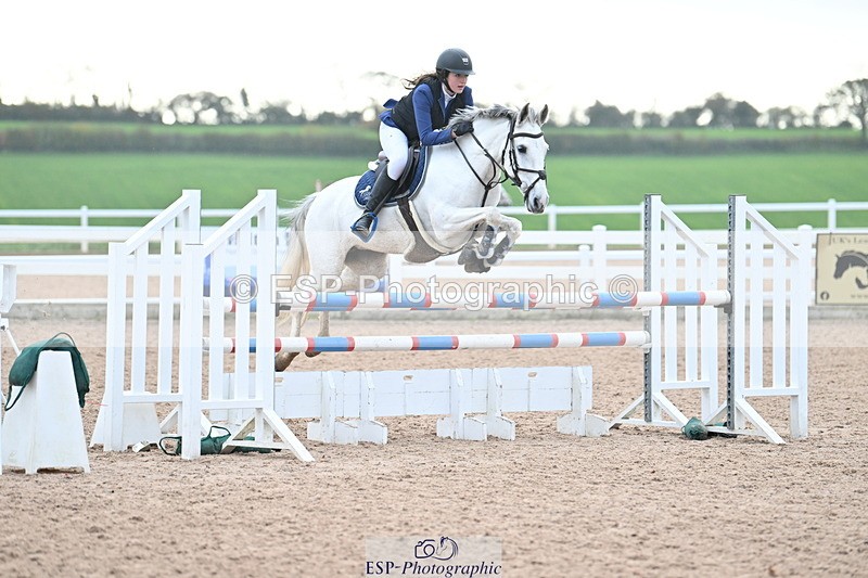 231119A-120754-05585 - Sun Cls 5 Newcomers & 1m Open