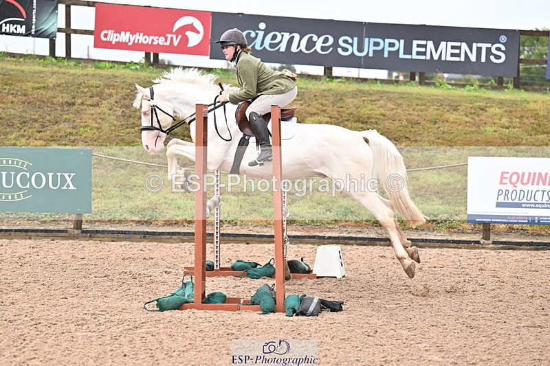 250827B-105422-00187 - Clear Round & Cls 1 Brit Nov 90cm