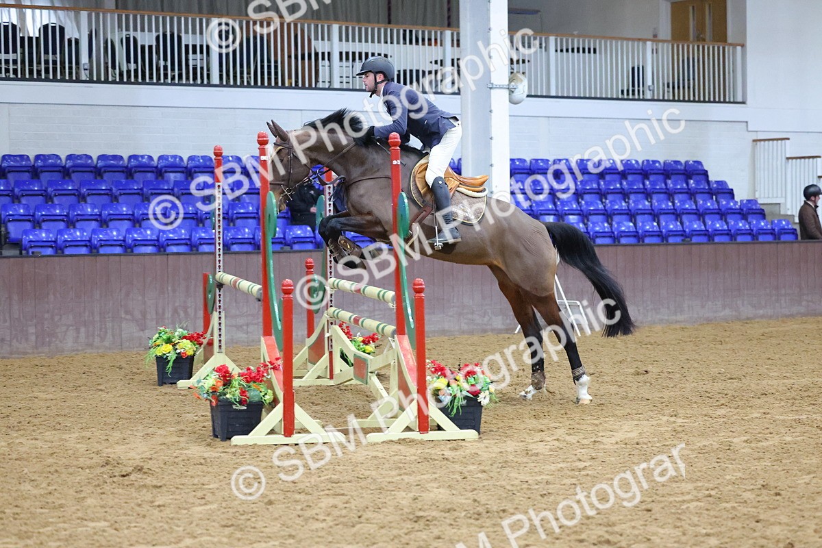 1I0A4815 - Class 9 - Senior Newcomers/ 1.10m Open