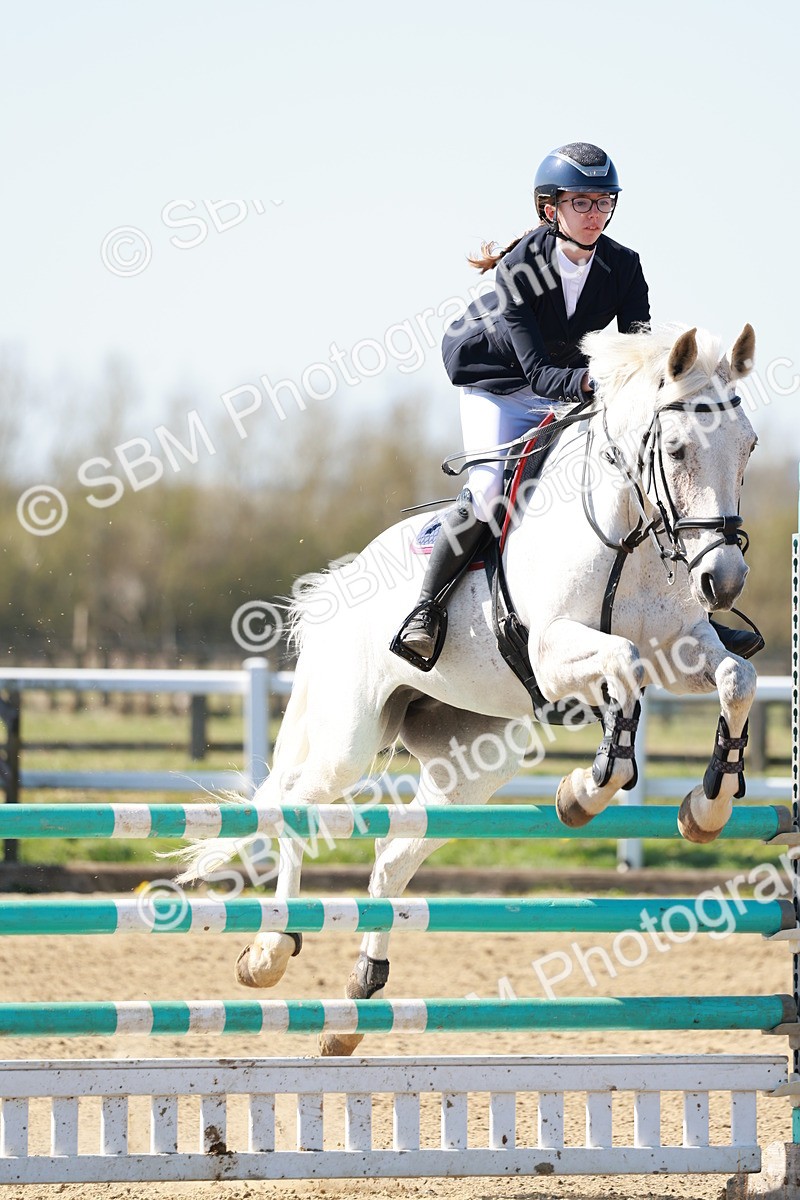 SBM_004565 - Class 17 - Senior Newcomers - 1.10m