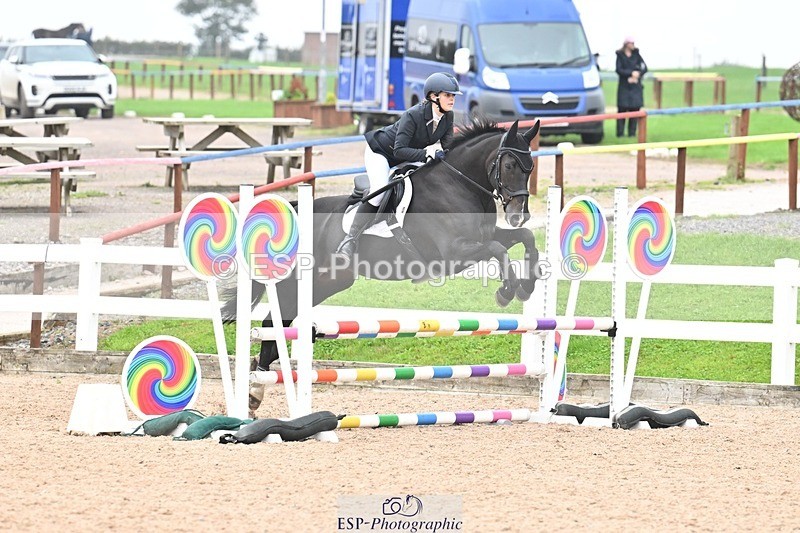 250920-120929-01027 - Cls 24+25 Club and Schools 80cm