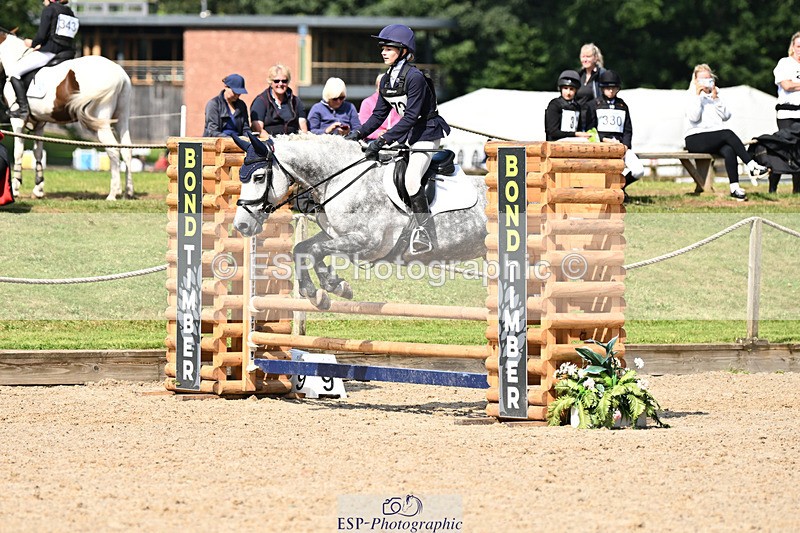 240824X-115024-25405 - 70cm Round 2 10.30 to 12.10